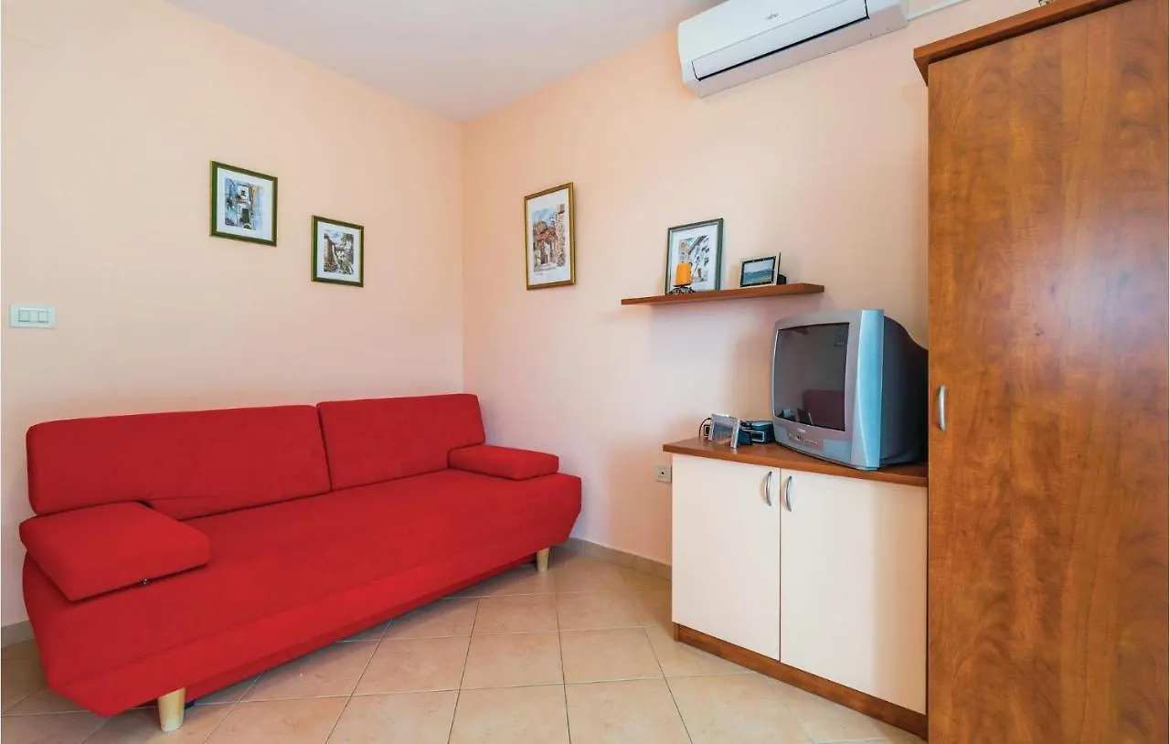 1 Bedroom Awesome Apartment In Mošćenička Draga