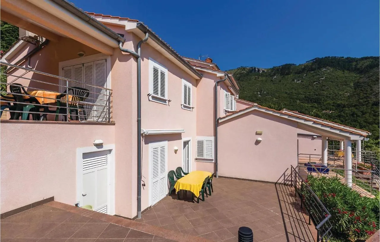 1 Bedroom Awesome Apartment In Mošćenička Draga