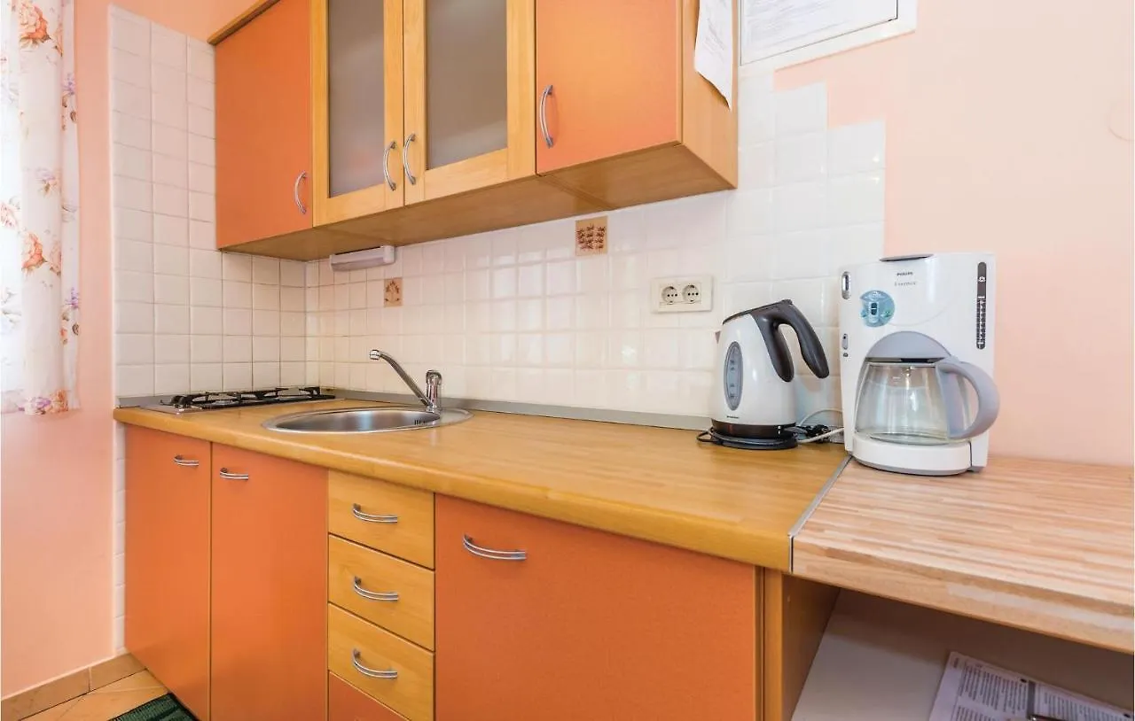1 Bedroom Awesome Apartment In Mošćenička Draga