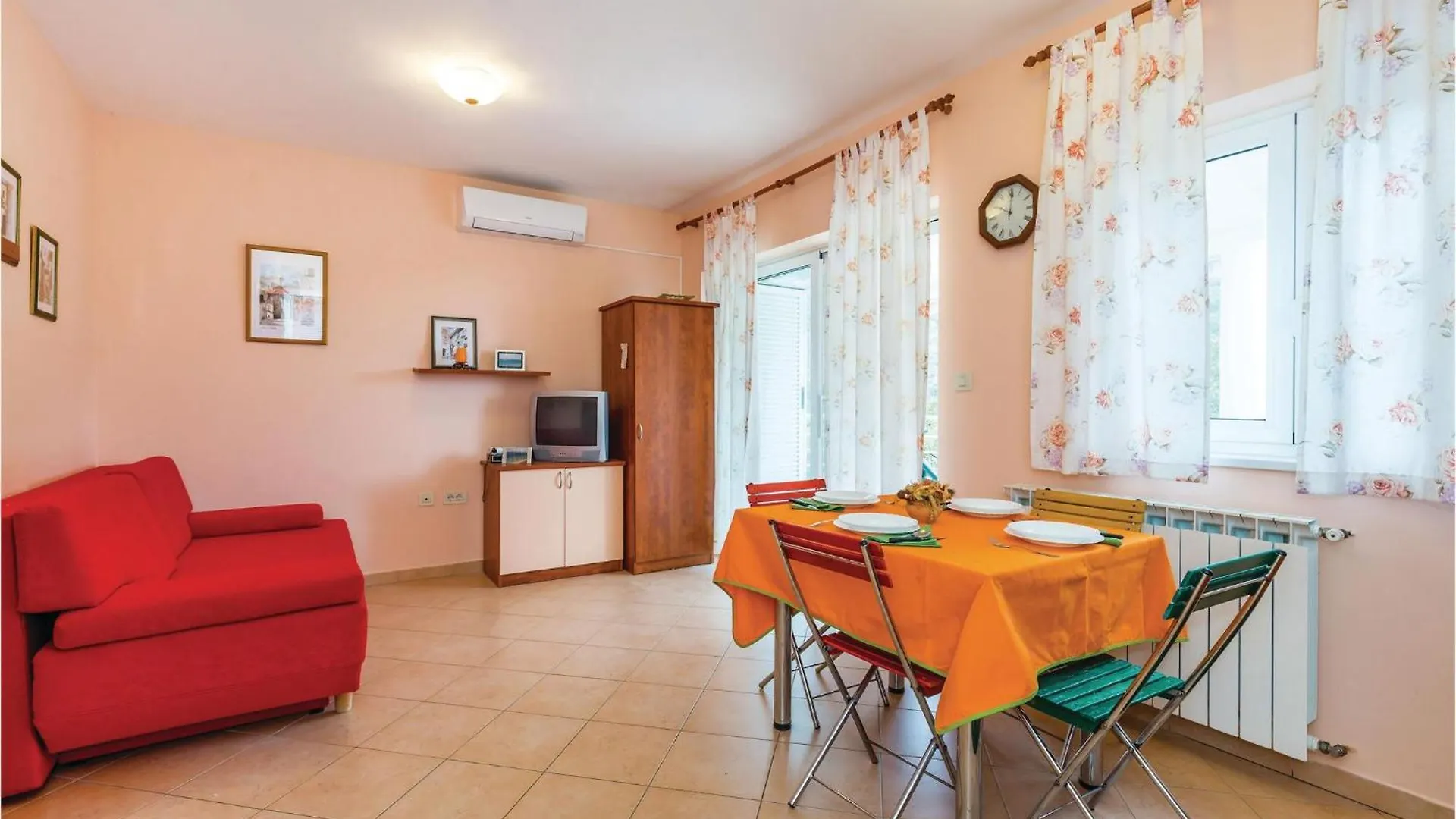 1 Bedroom Awesome Apartment In Mošćenička Draga
