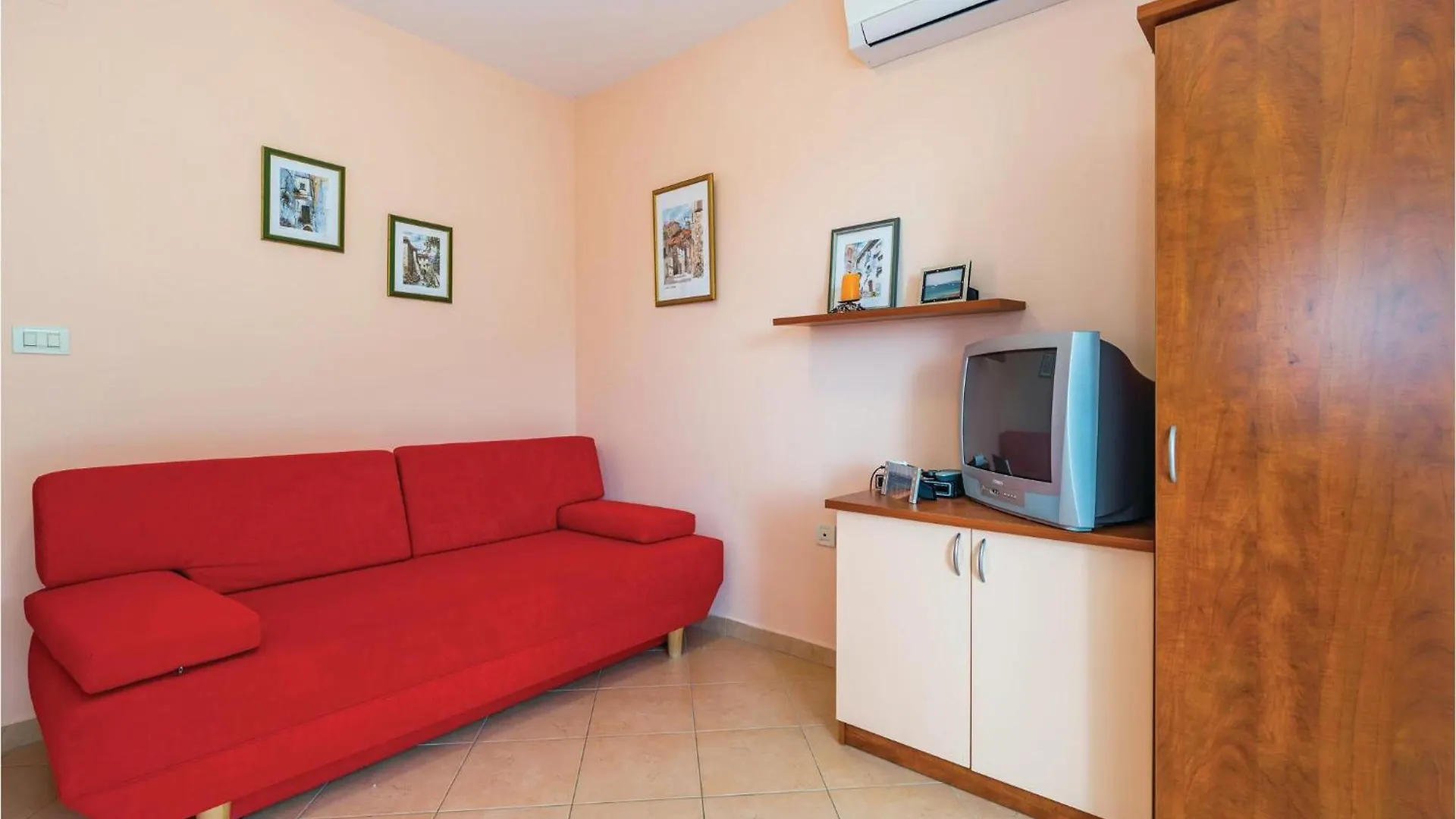 1 Bedroom Awesome Apartment In Mošćenička Draga